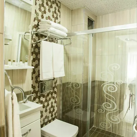 Sirkeci And Hotel 3*