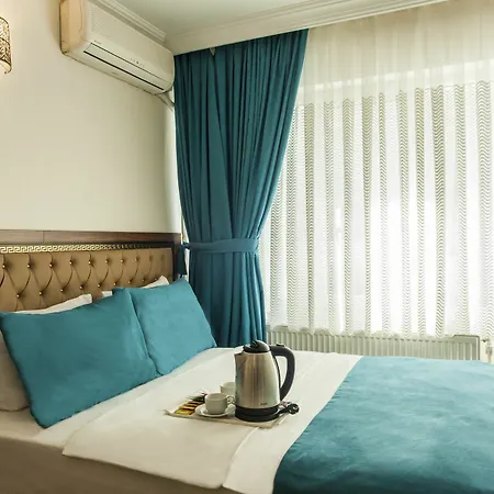 Sirkeci And Hotel