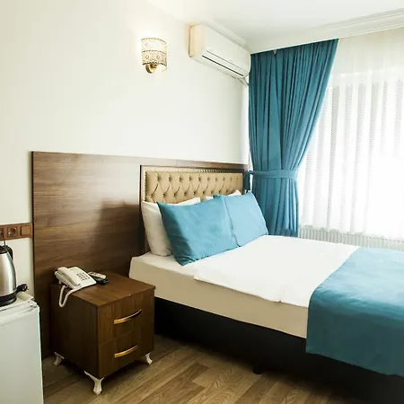 Sirkeci And Hotel 3*