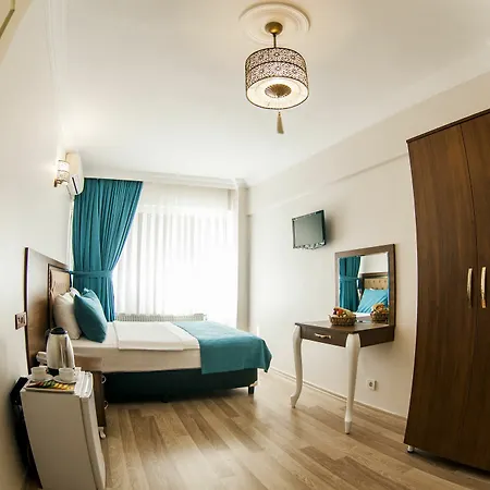 Sirkeci And Hotel Istanbul